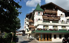 Sporthotel Almhof